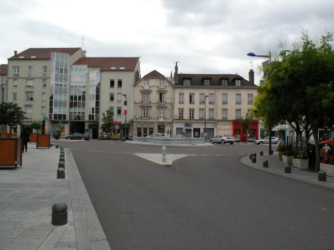  rond-point Carnot-Gallieni, Ste-Savine